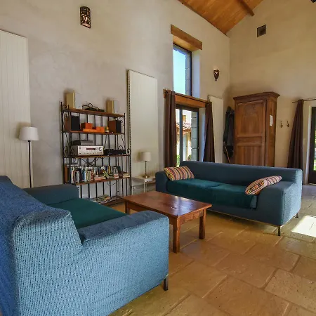 La Double Maison